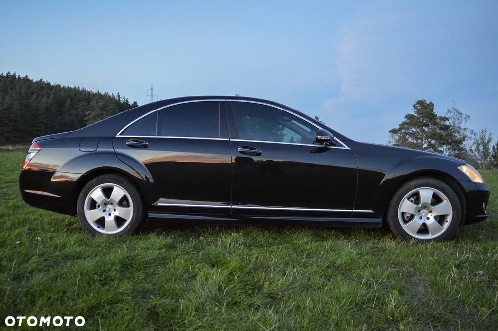 Mercedes-Benz S-Class 2005 photo 2