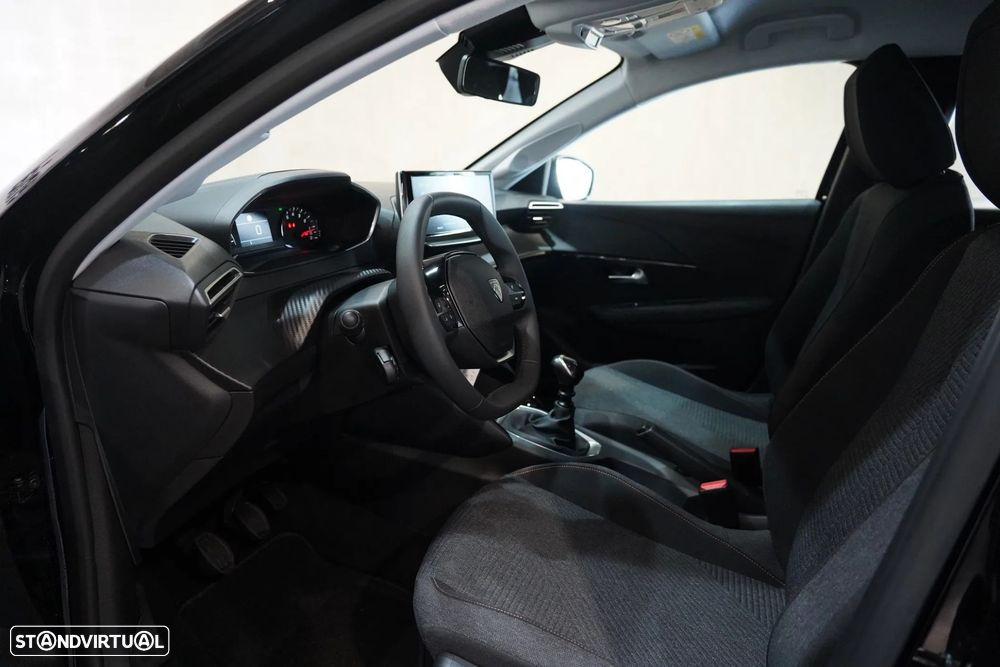 Peugeot 208 - 7