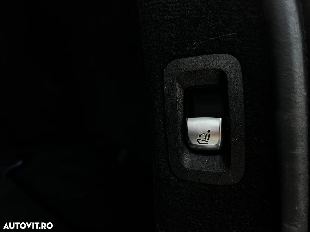 Mercedes-Benz C - 15