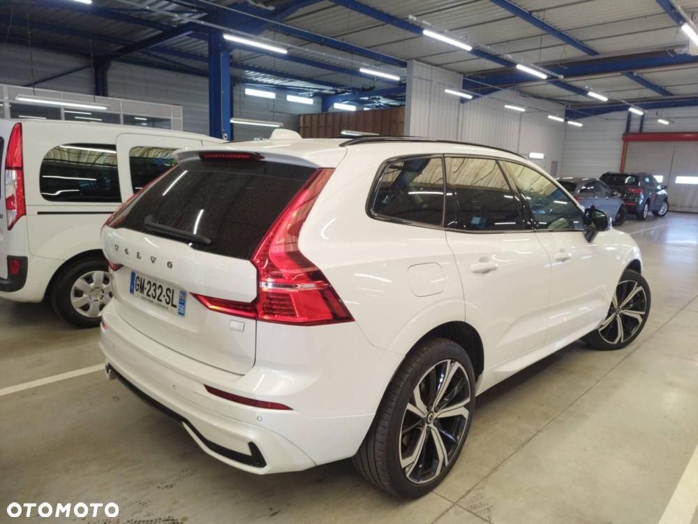 Volvo XC 60 T6 Plug-In Hybrid AWD R-Design - 2