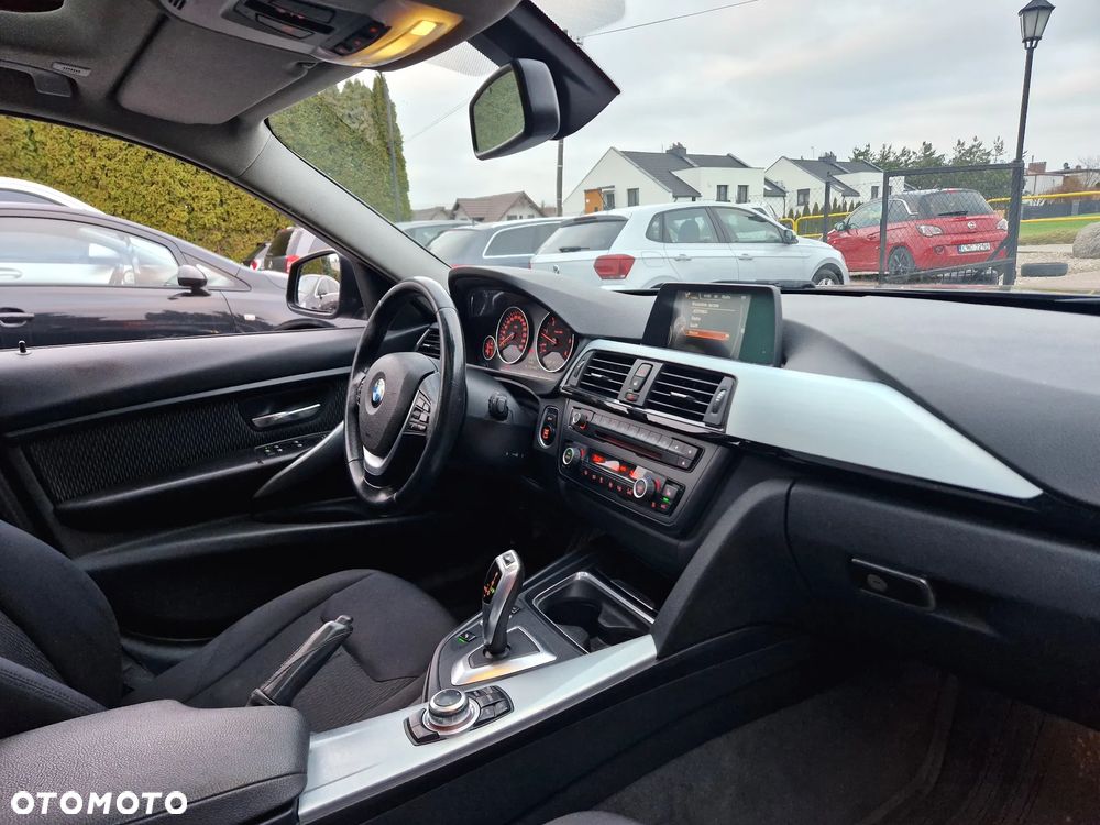 BMW Seria 3 - 31
