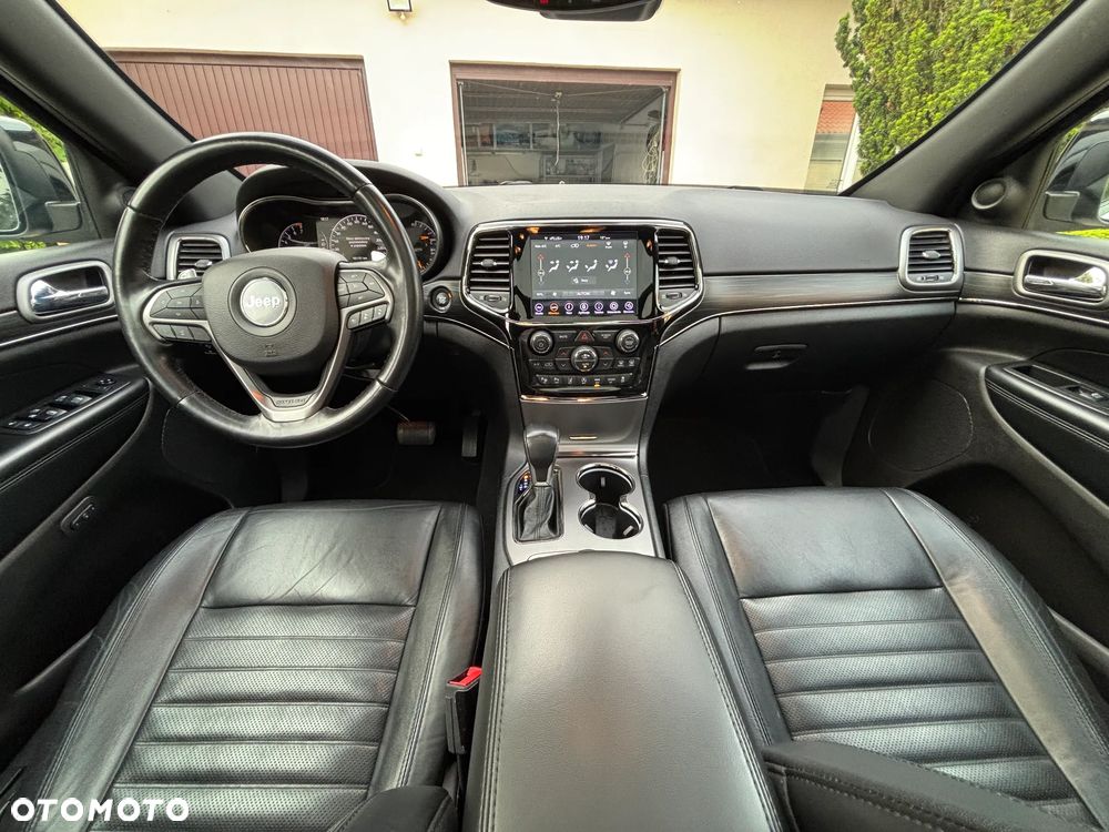 Jeep Grand Cherokee - 8