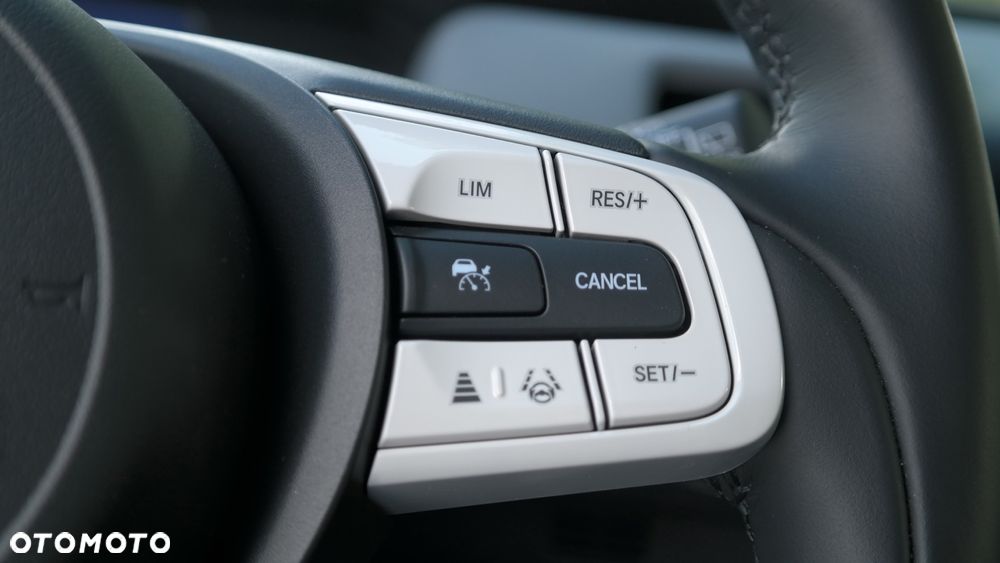 Honda Jazz 1.5 i-MMD Executive Crosstar (Czarny Dach) - 15