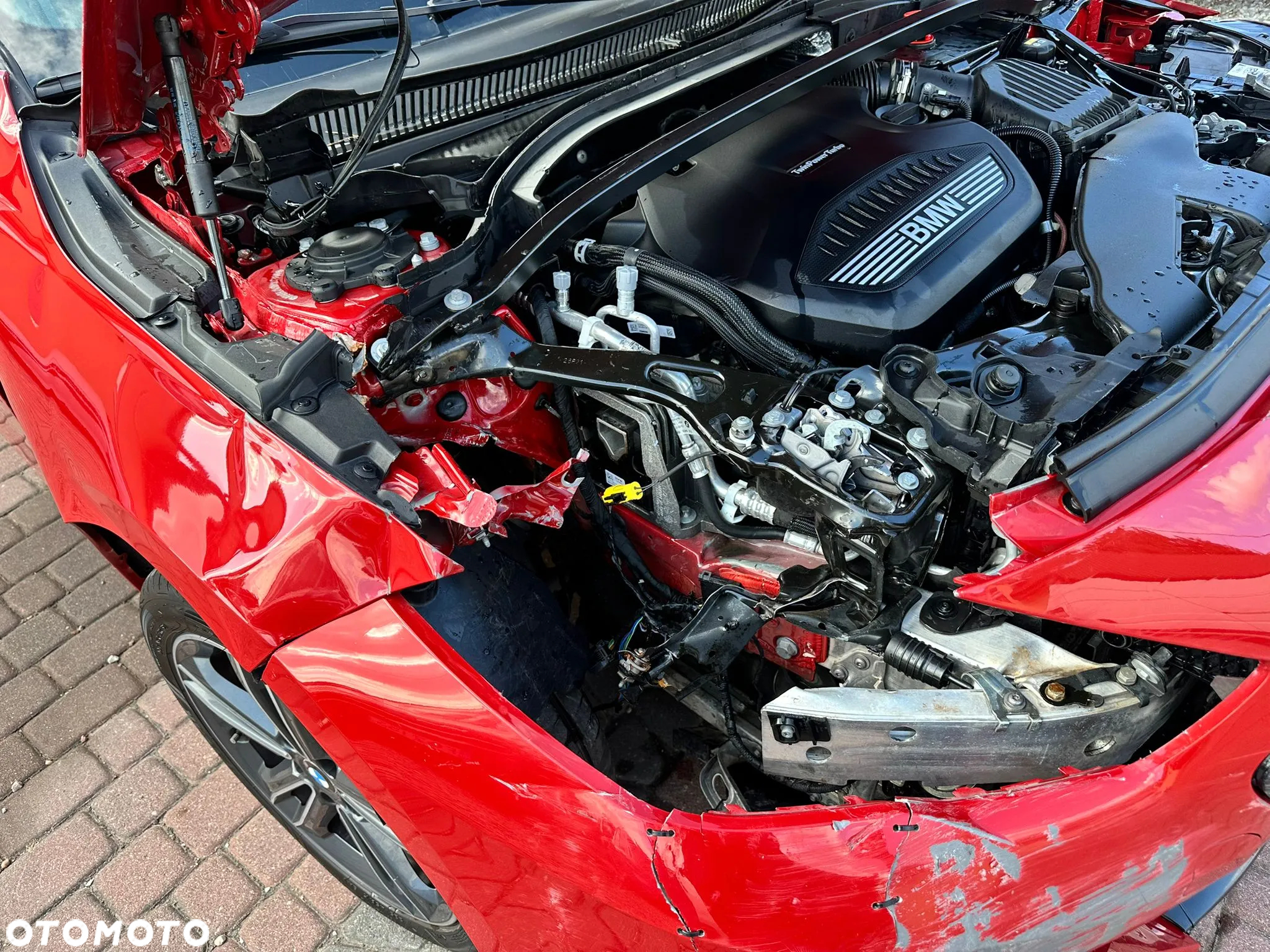 BMW Seria 2 218d - 14