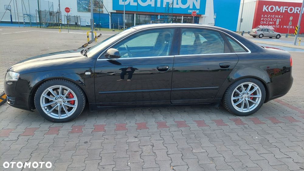 Audi A4 Limousine - 2