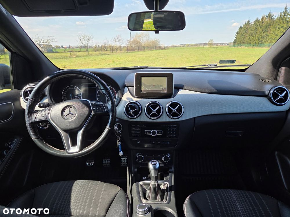 Mercedes-Benz Klasa B 200 CDI - 2