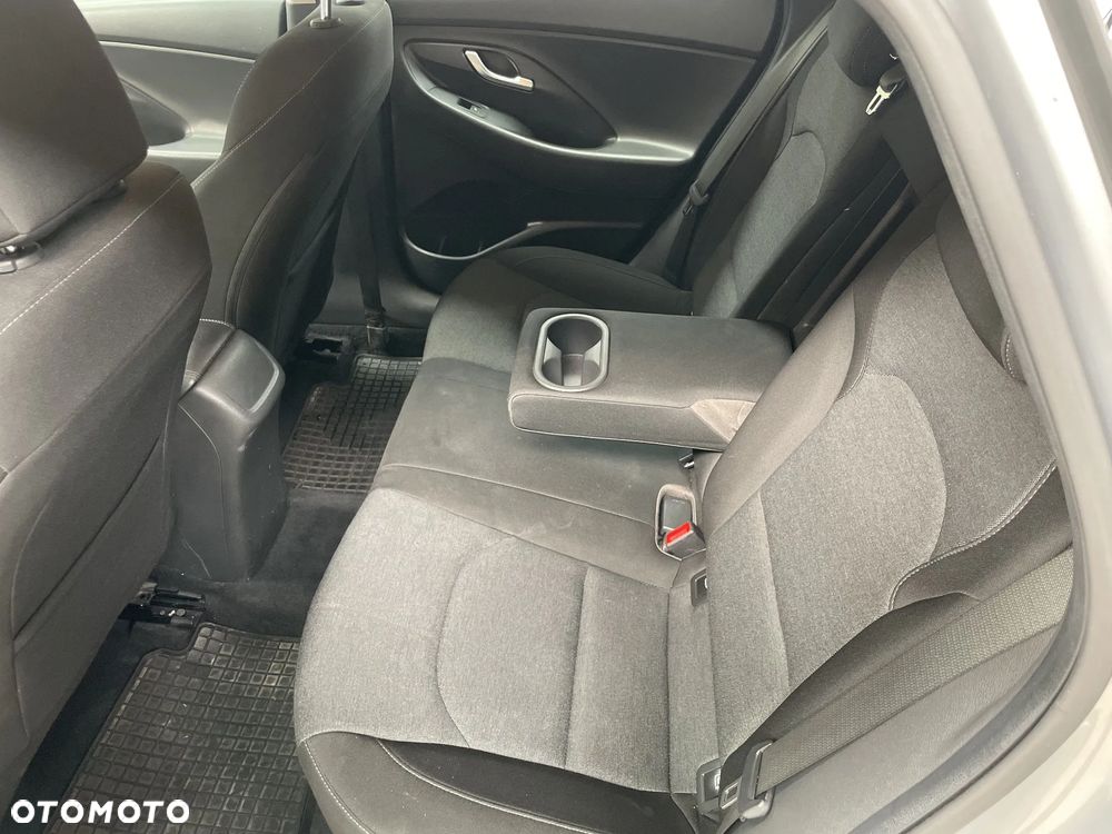 Hyundai i30 1.5 DPI Smart - 17