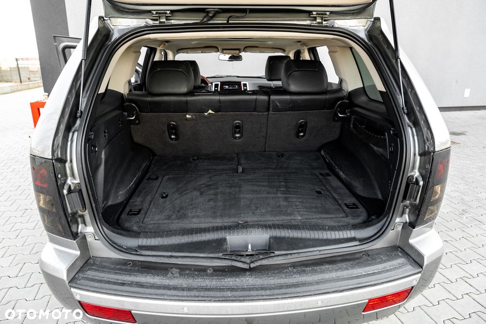 Jeep Grand Cherokee - 15