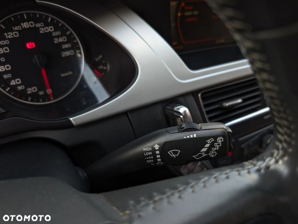 Audi A4 Avant 1.8 TFSI Ambition - 24