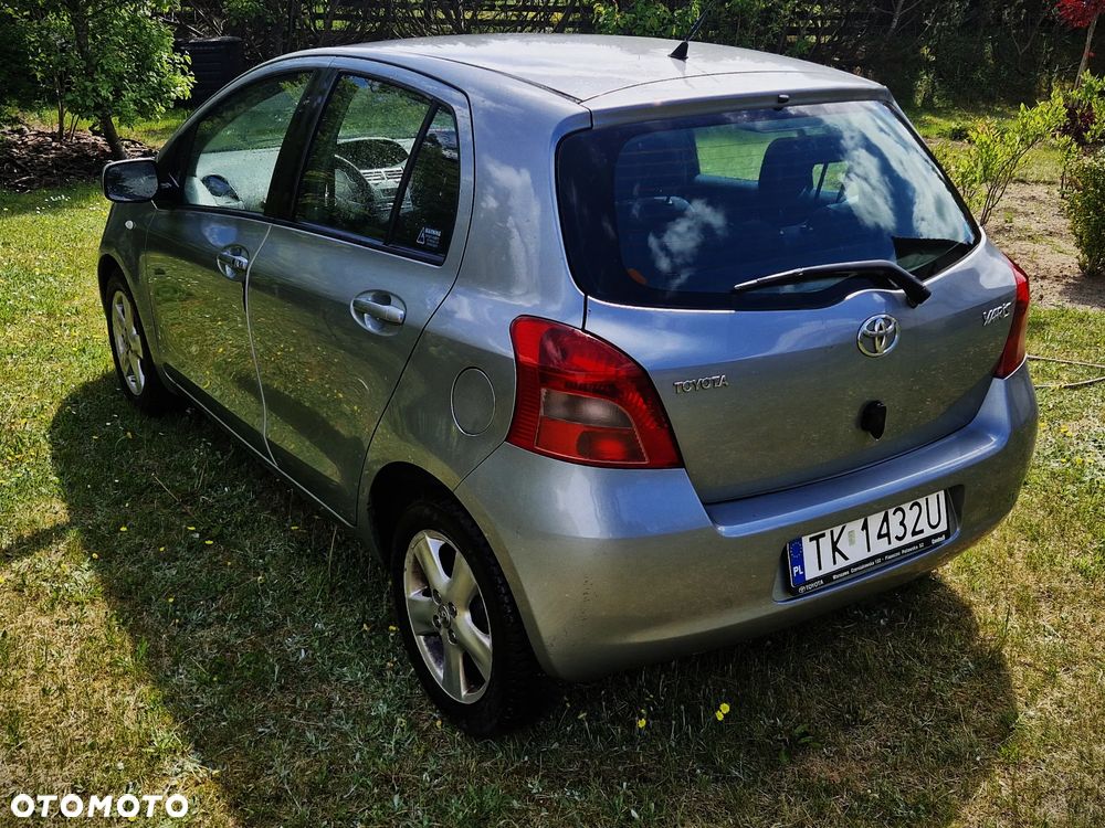 Toyota Yaris 1.3 Luna - 7