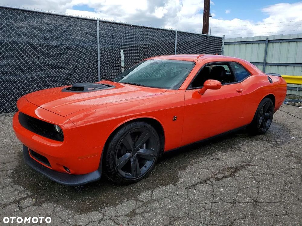 Dodge Challenger