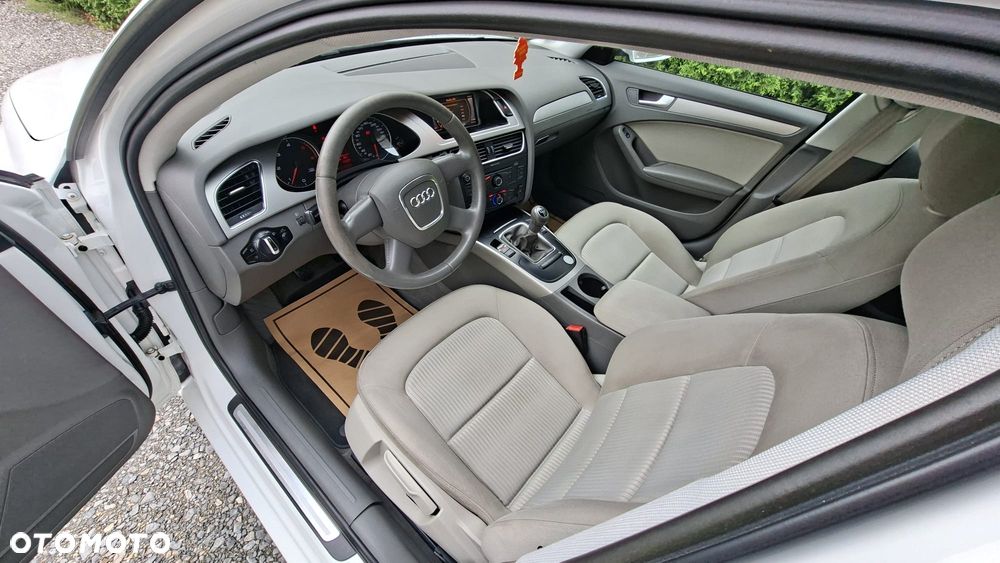 Audi A4 Avant 2009 photo 5