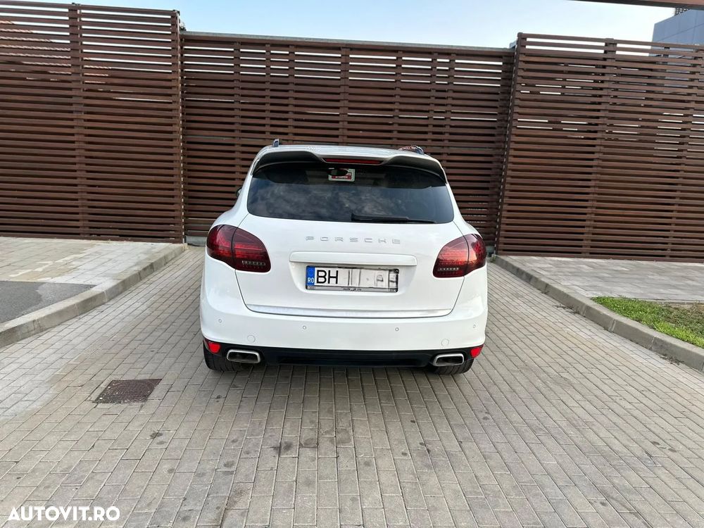 Porsche Cayenne - 18