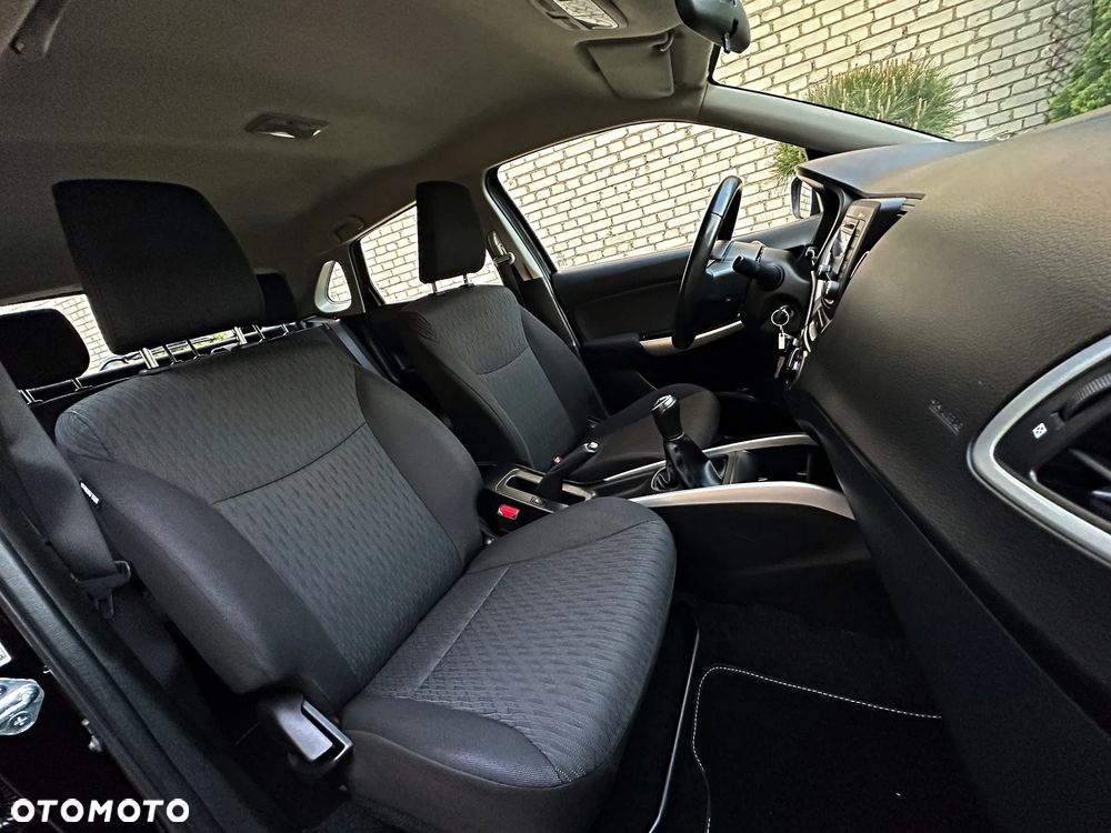 Suzuki Baleno 1.2 Premium - 32
