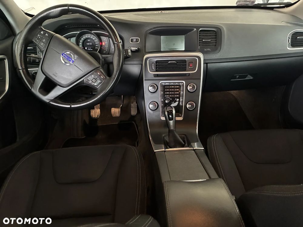 Volvo V60 D4 Drive-E Kinetic - 29