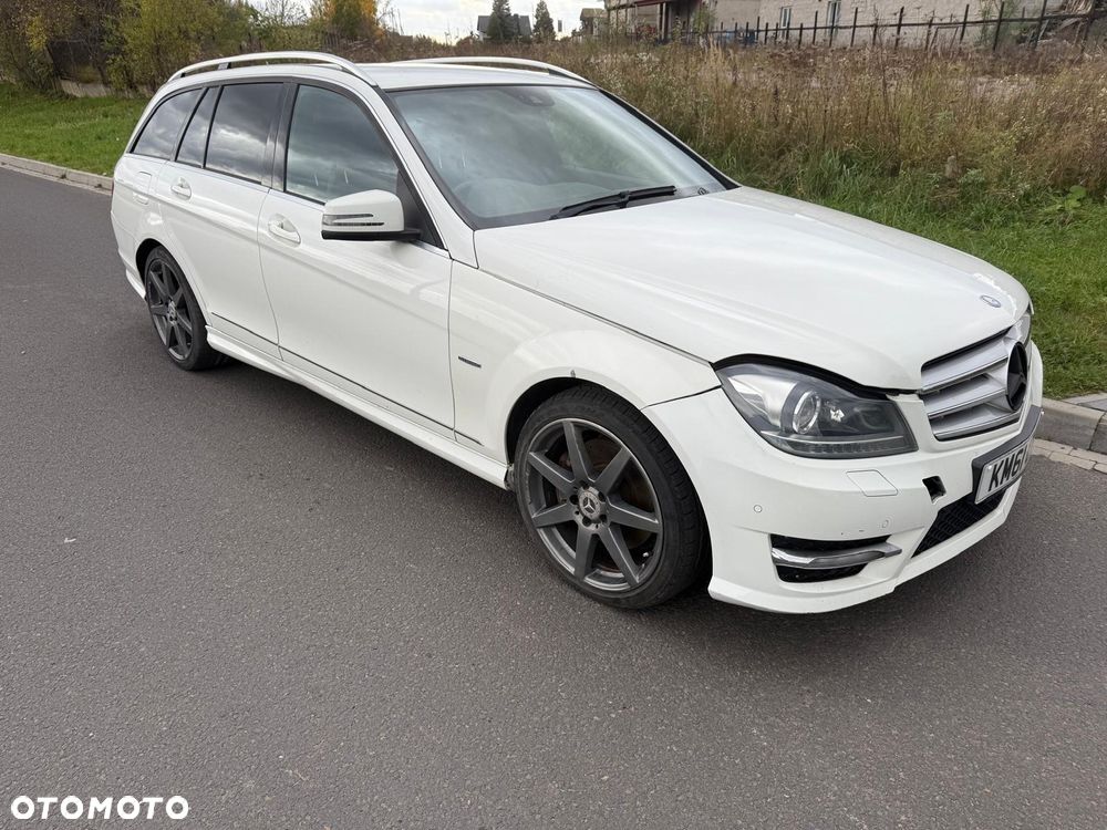 Mercedes-Benz Klasa C 350 T CDI DPF (BlueEFFICIENCY) 7G-TRONIC Avantgarde - 1
