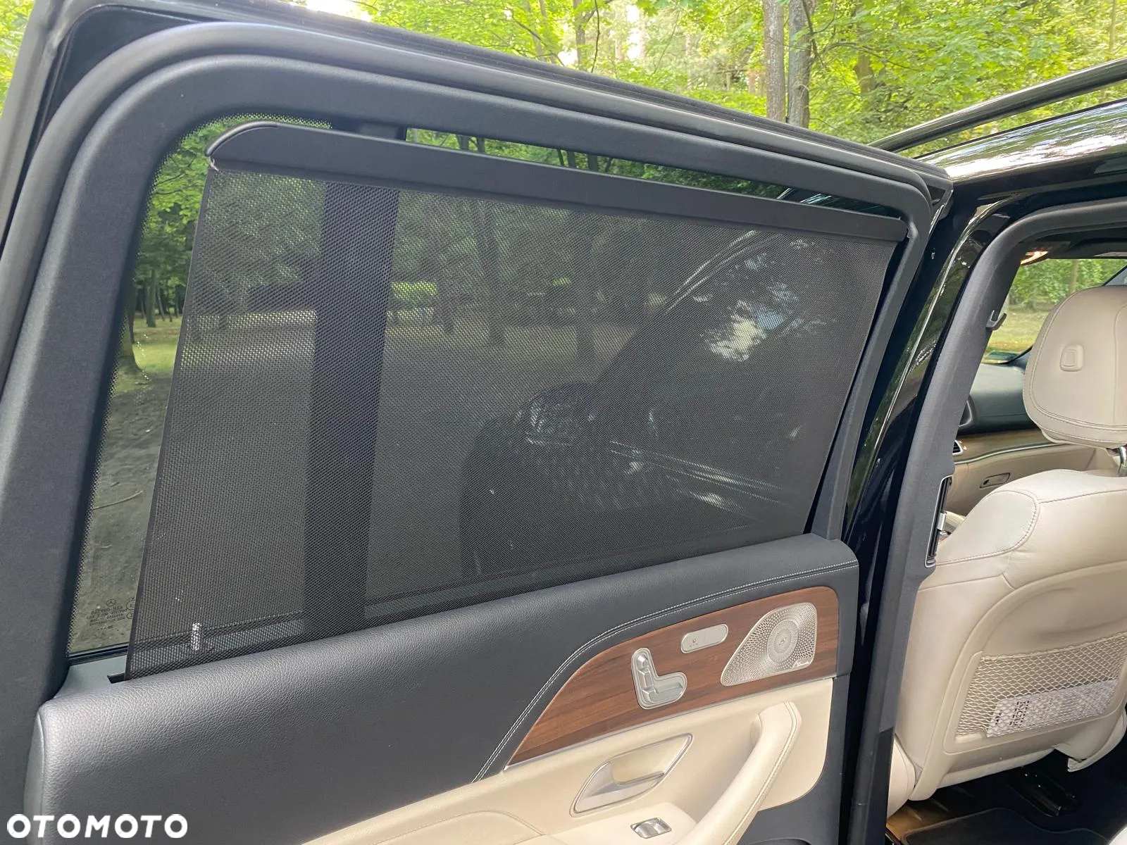 Mercedes-Benz GLS 400 d 4-Matic - 16