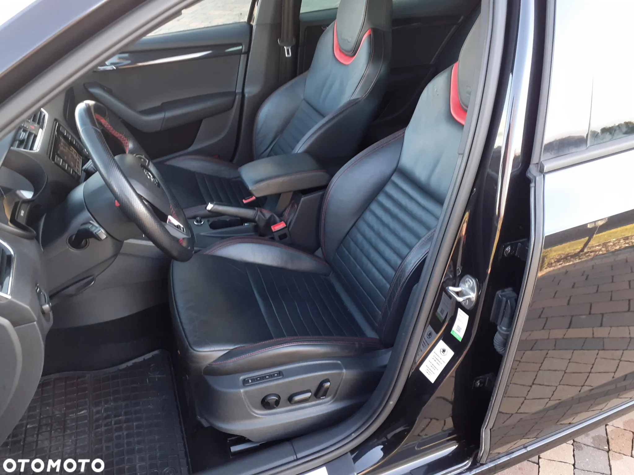 Skoda Octavia 2.0 TDI RS - 6