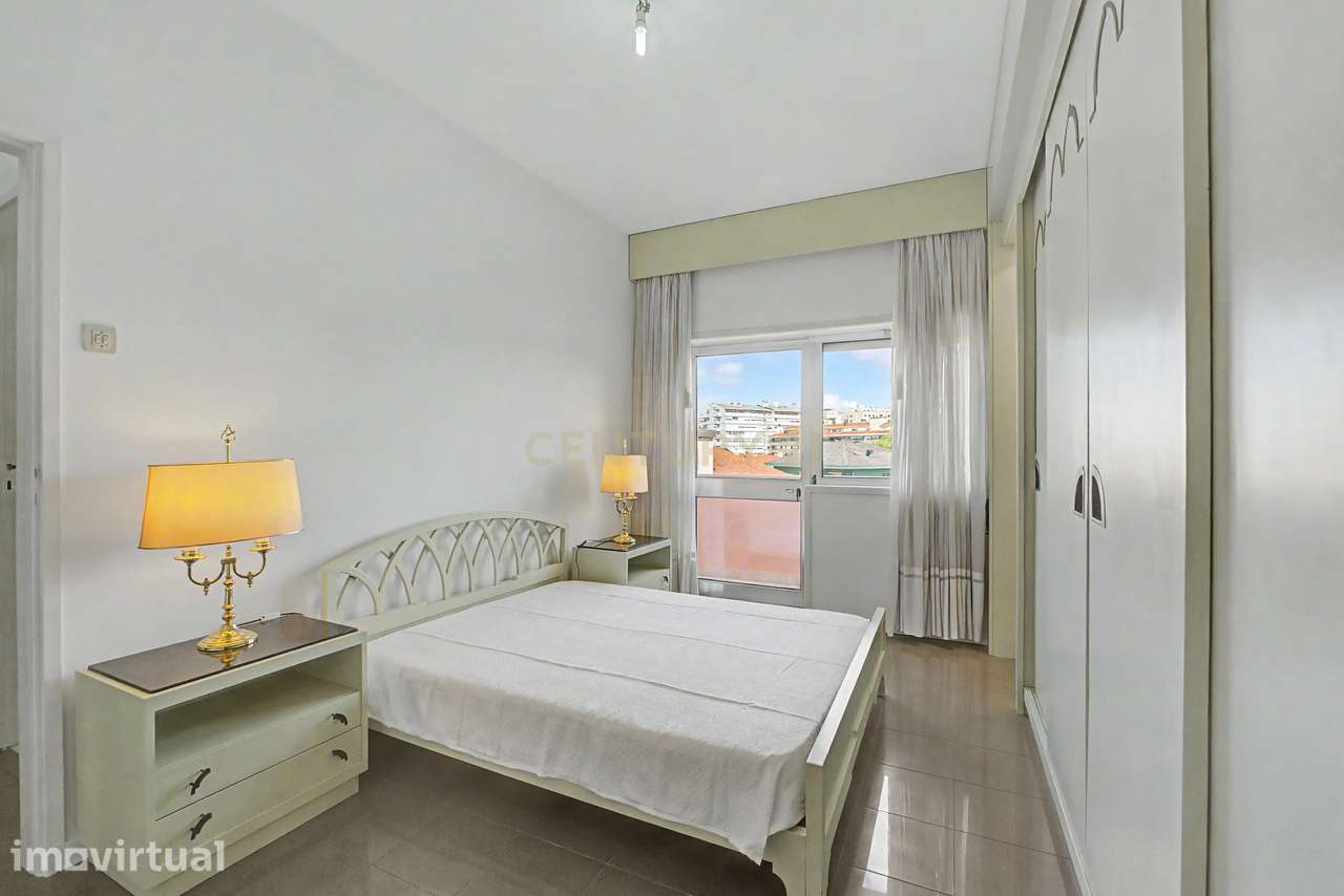 Apartamento T1 para Arrendamento, com 2 casas de banho no Bonfim, Port - Grande imagem: 5/24