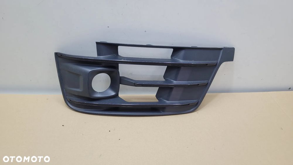KRATKA ZDERZAKA LEWA NA RADAR AUDI Q7 4M0 S-LINE 15-19r ACC ATRAPA LEWY 4M0807681E - 1