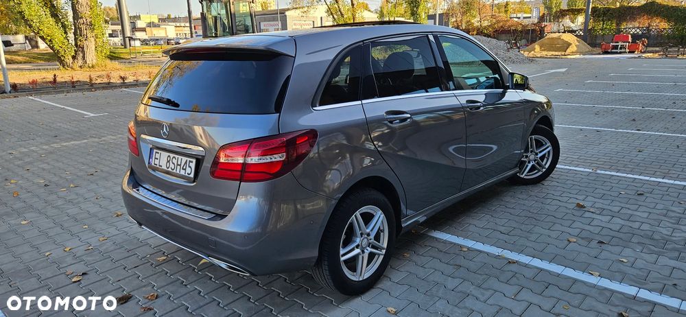 Mercedes-Benz B-Class 2016 photo 4