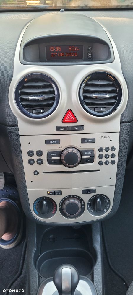 Opel Corsa - 18