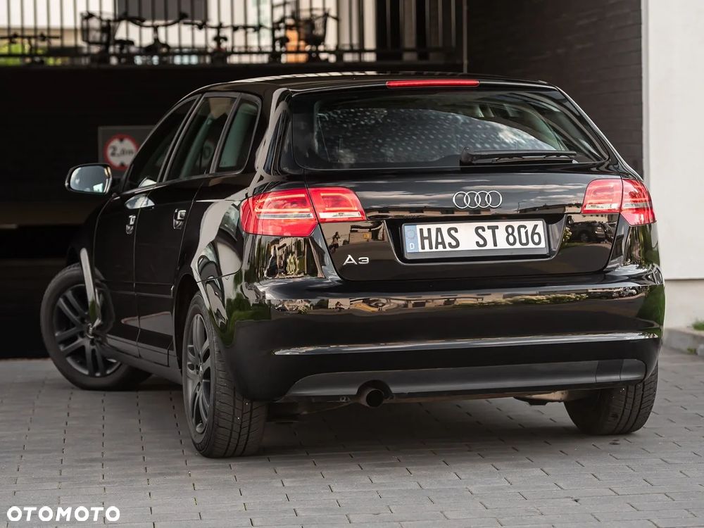 Audi A3 Sportback - 8