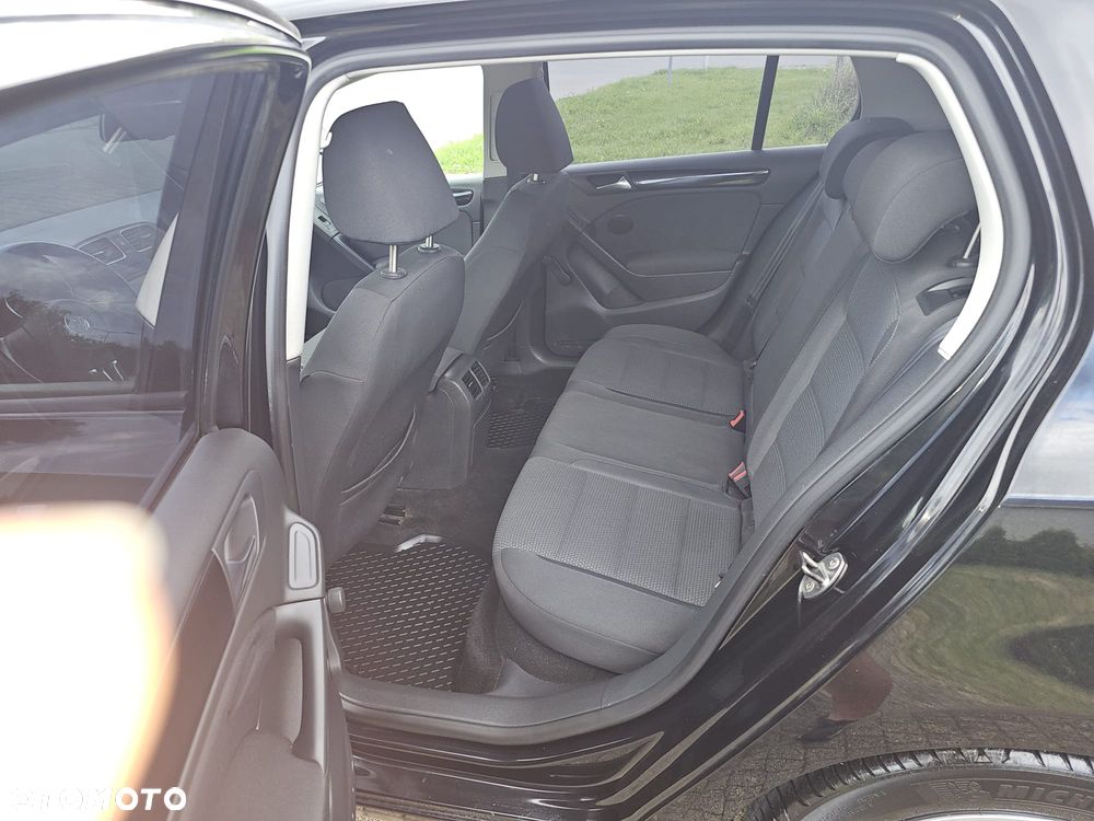 Volkswagen Golf 1.6 TDI Trendline - 34