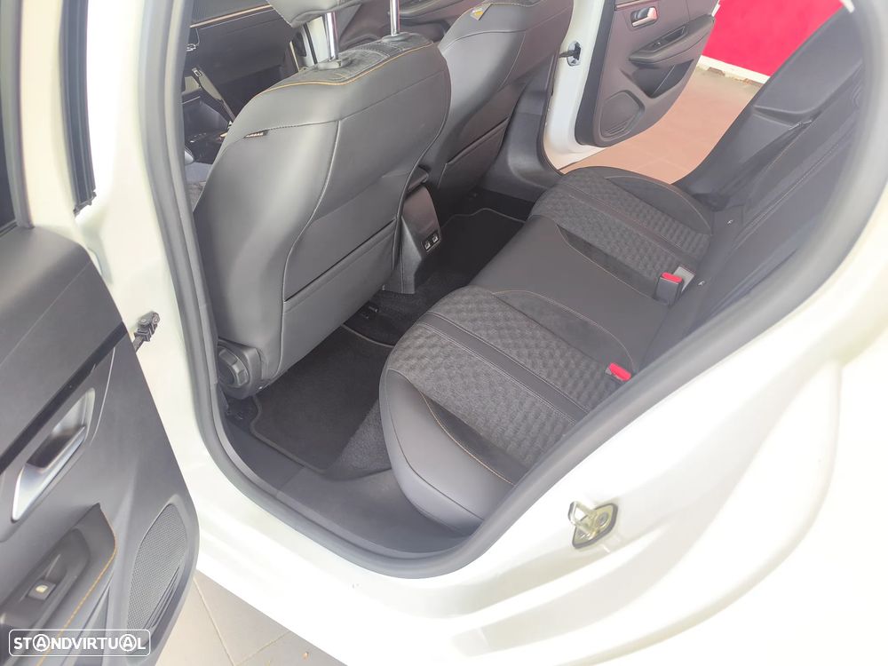 Peugeot e-208 Allure+ - 12