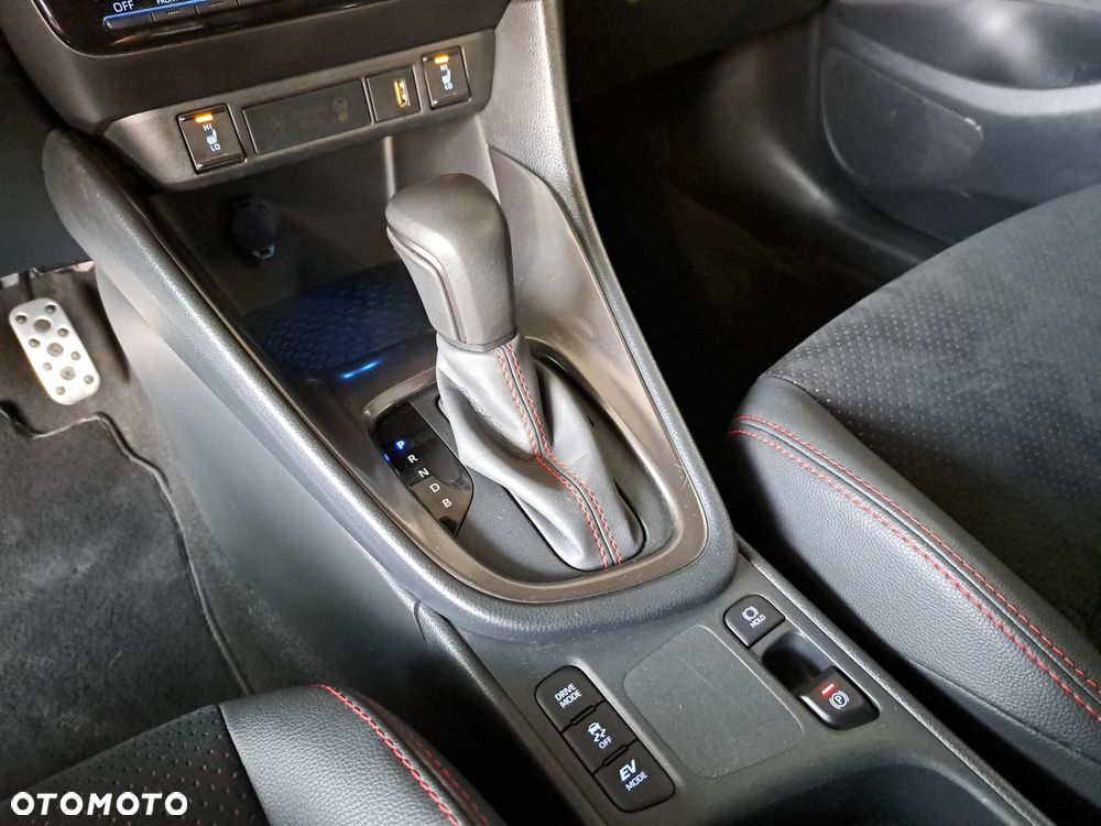 Toyota Yaris - 27