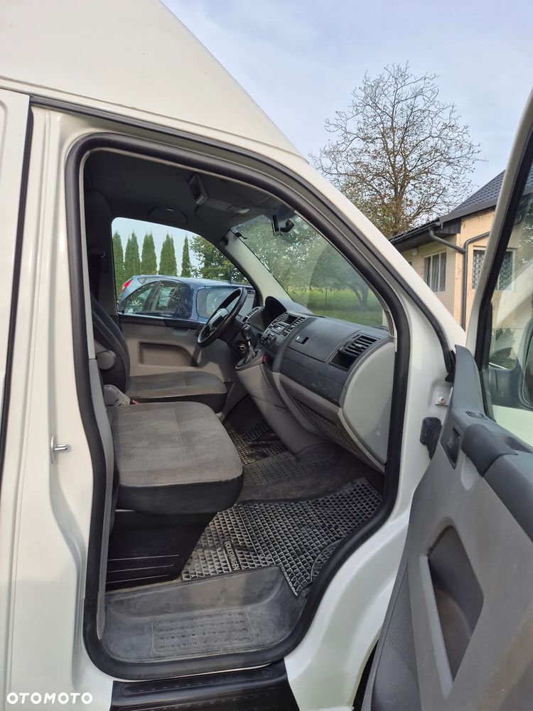 Volkswagen Transporter T5 - 5