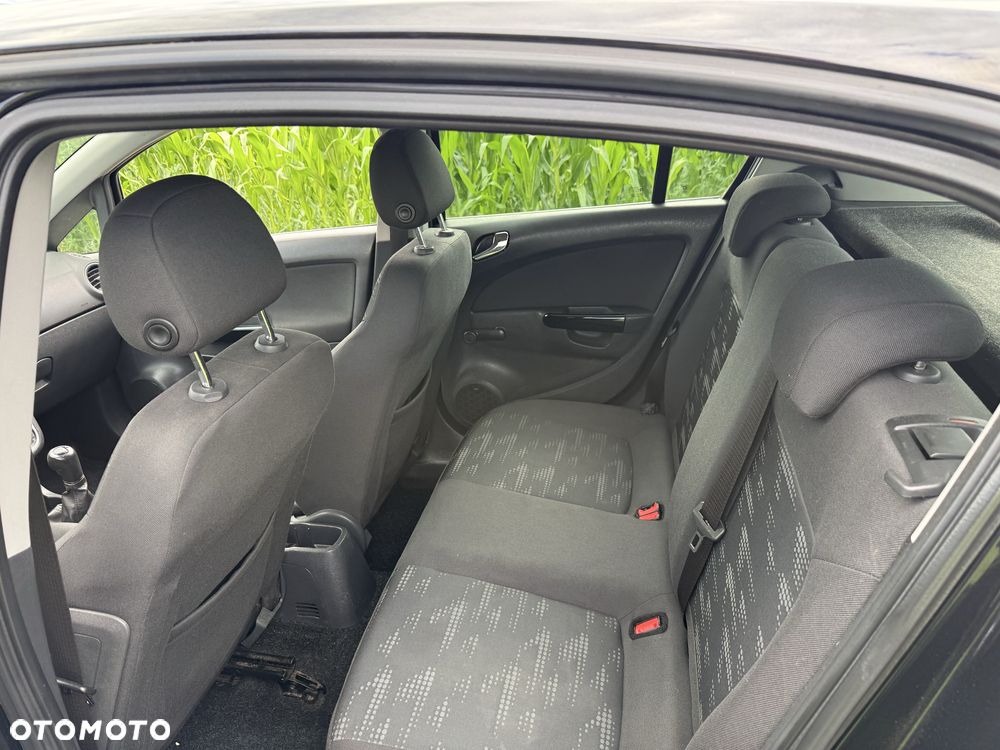 Opel Corsa - 8