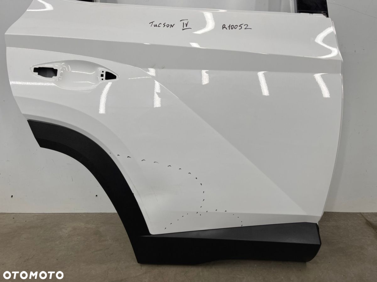Drzwi Hyundai Tucson 4 IV tylne prawe + listwa rant ramka szyby 2020- - 3