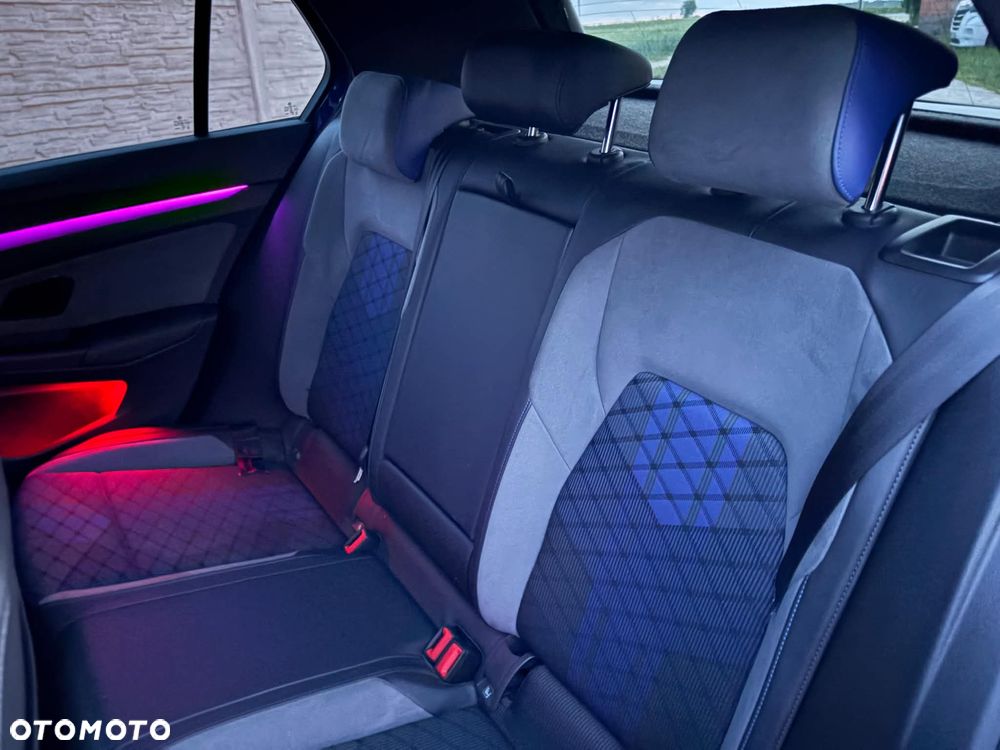 Volkswagen Golf - 13