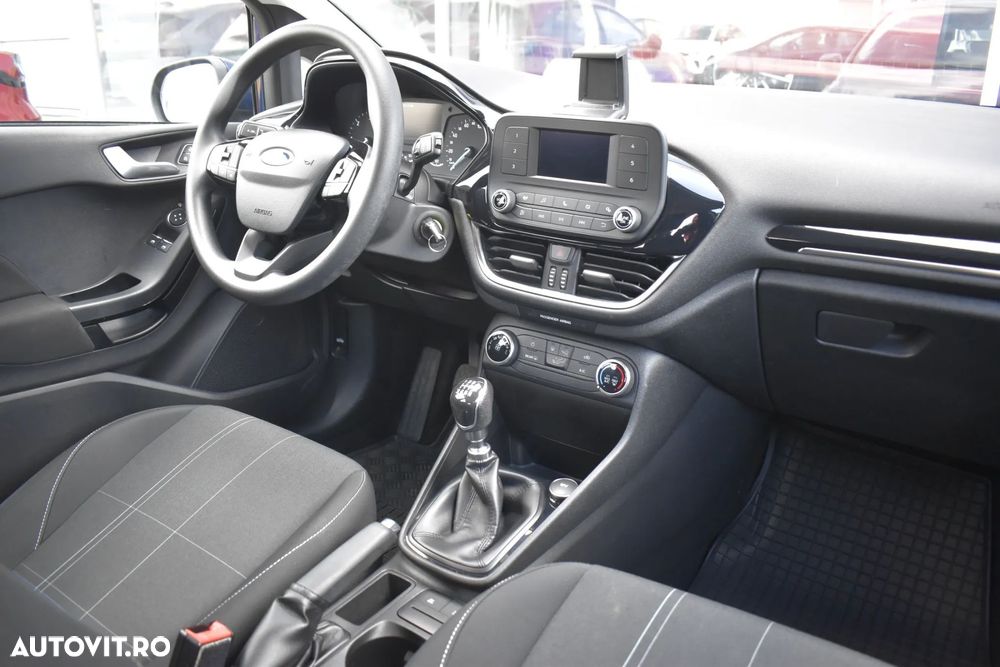 Ford Fiesta - 36