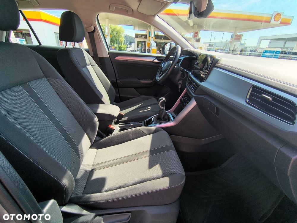 Volkswagen T-Roc - 7