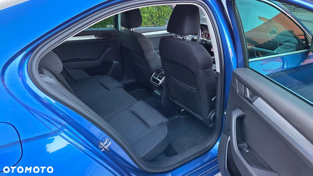 Skoda Superb 1.5 TSI Ambition DSG - 29