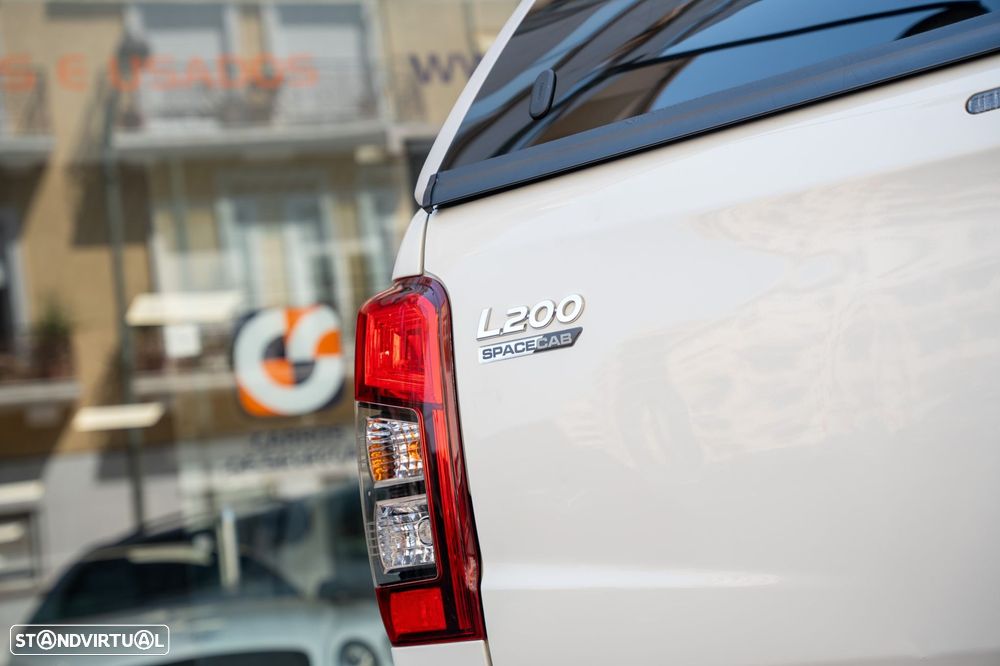 Mitsubishi L200 2.3 DI-D Space Cab Invite 4WD - 6