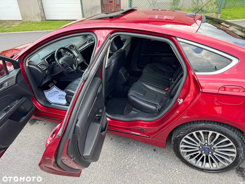 Ford Mondeo 2.0 Hybrid Titanium - 9