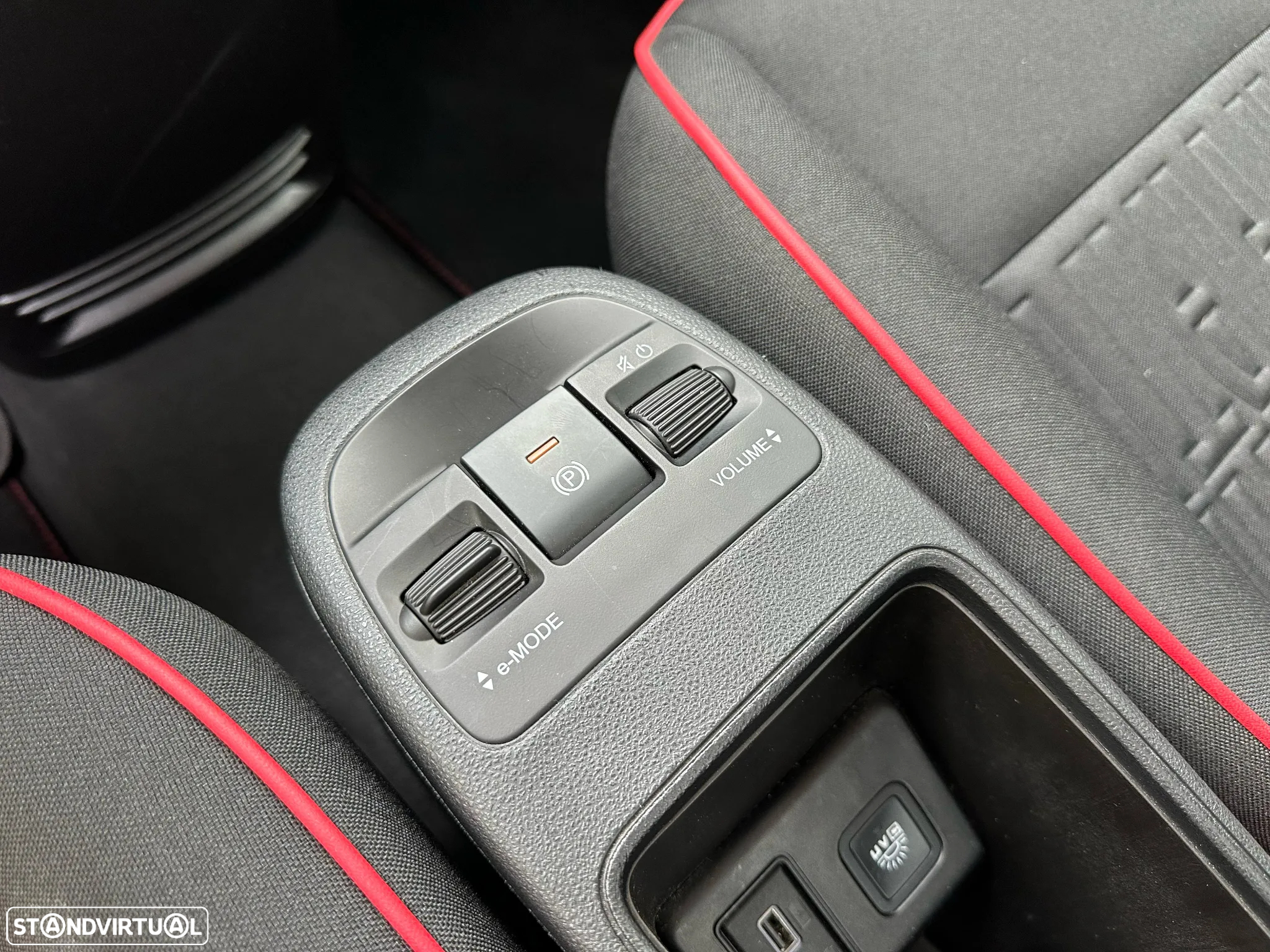 Fiat 500e 23,8kWh Red - 27
