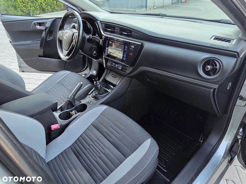 Toyota Auris 1.6 D-4D Edition-S - 7