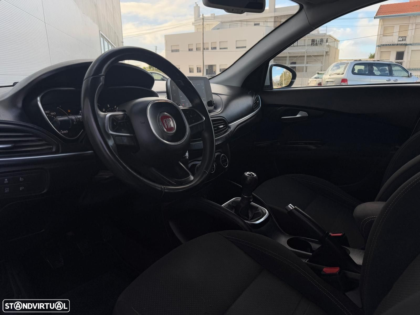 Fiat Tipo 1.3 M-Jet Easy - 16