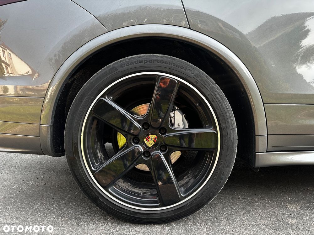 Porsche Cayenne S Diesel - 12