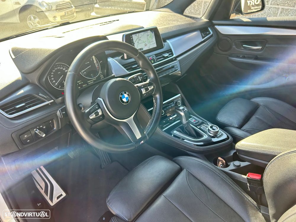 BMW 225xe Active Tourer Pack M - 12