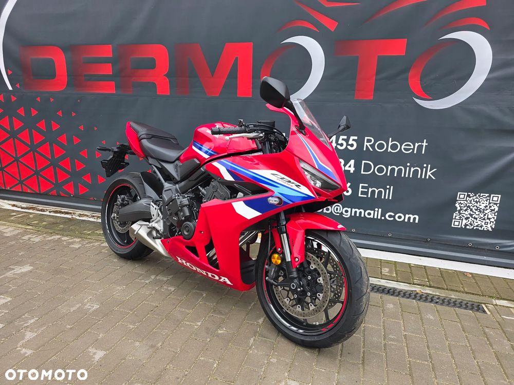 Honda CBR - 32