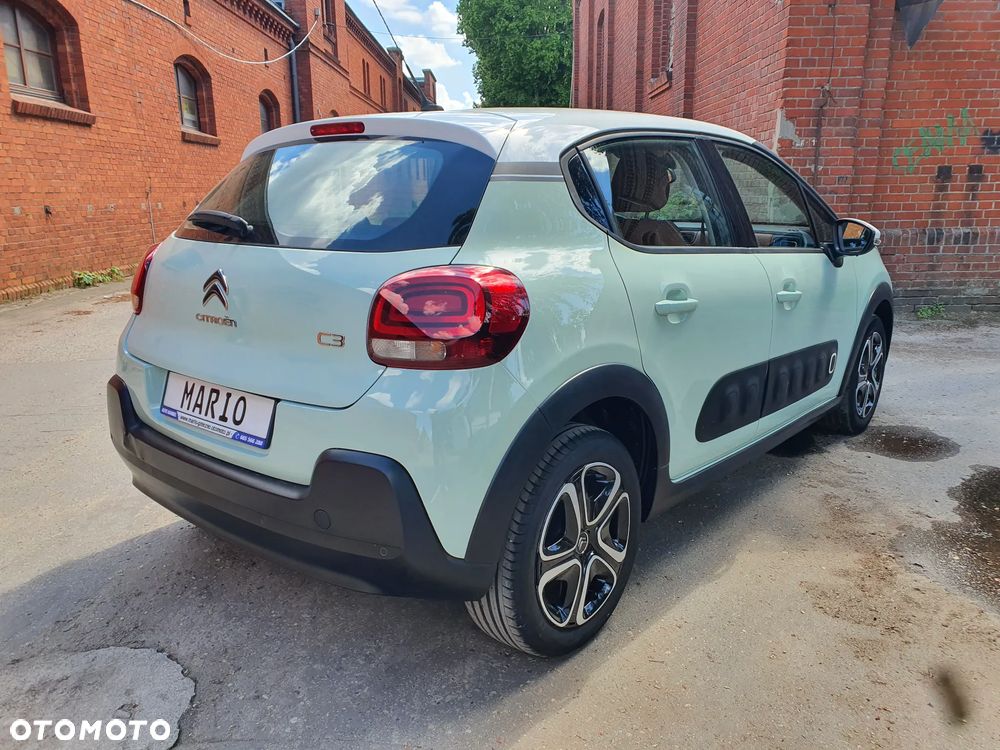 Citroën C3 Pure Tech 82 SHINE - 4