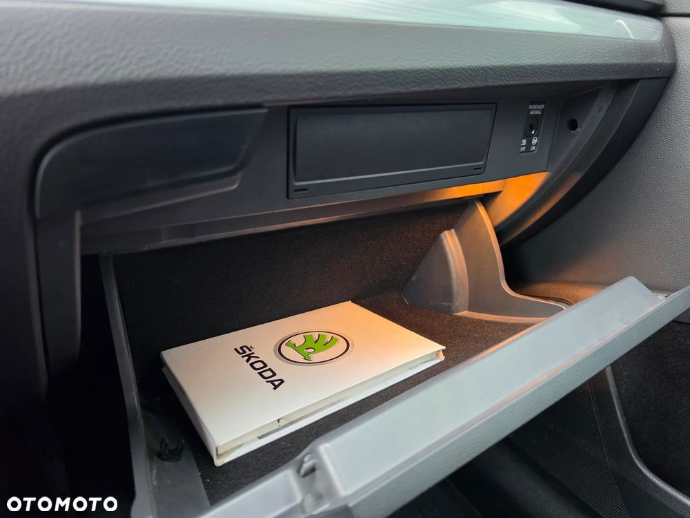 Skoda Superb 2.0 TSI Ambition DSG - 40