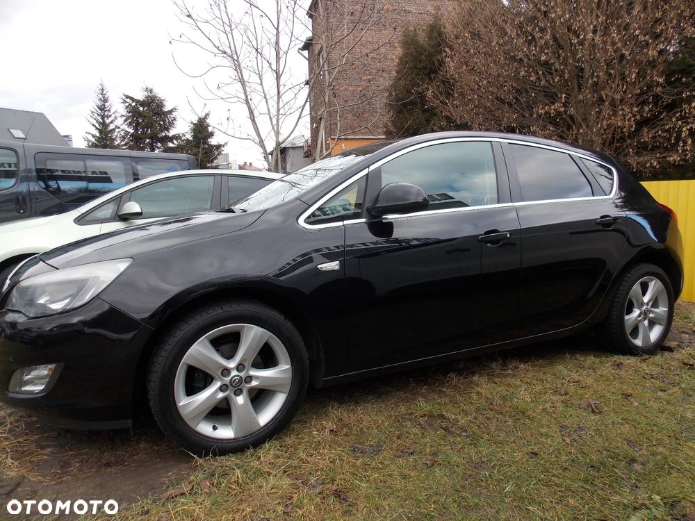 Opel Astra 1.6 Color Edition - 4