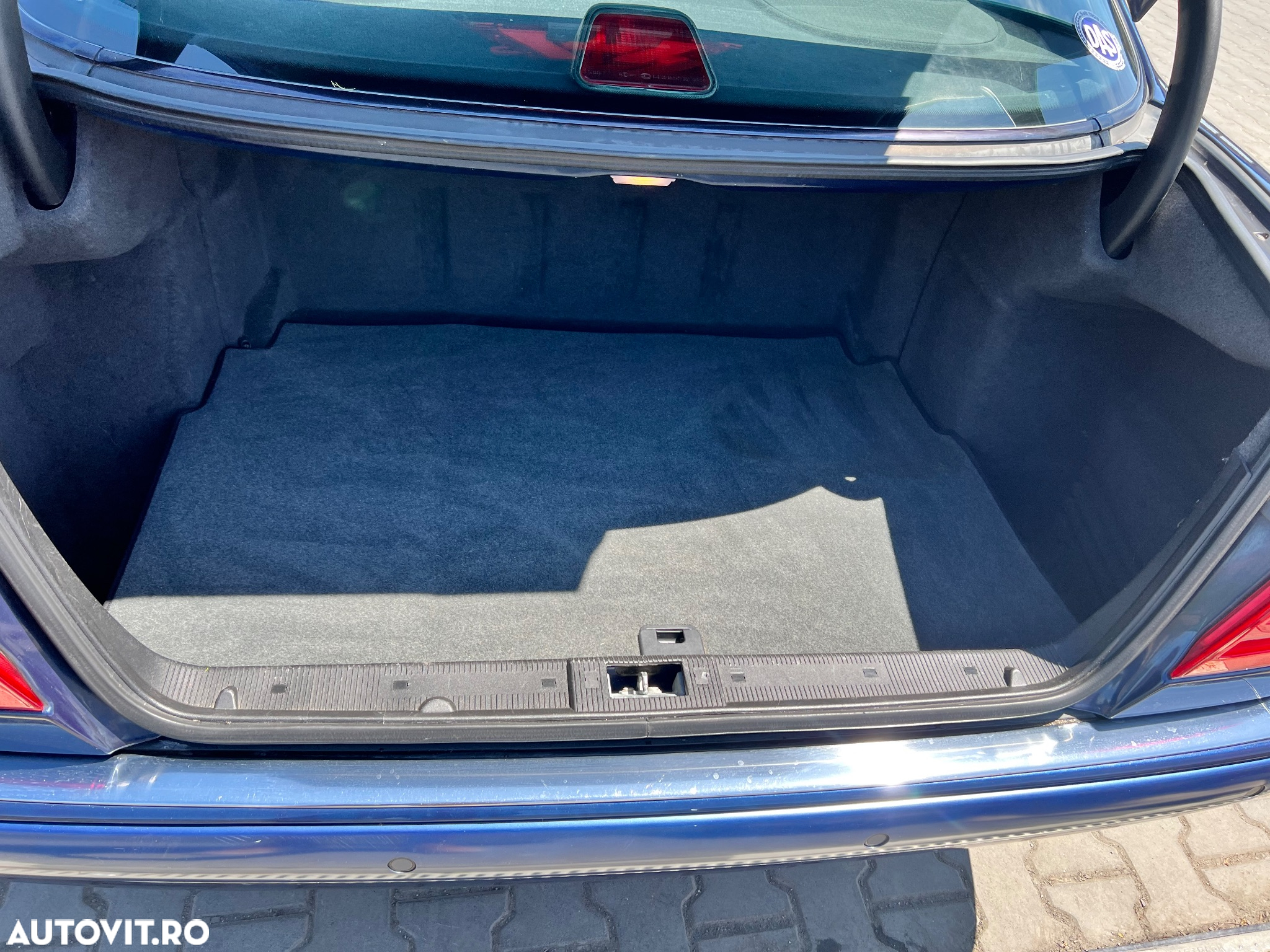 Mercedes-Benz E - 8