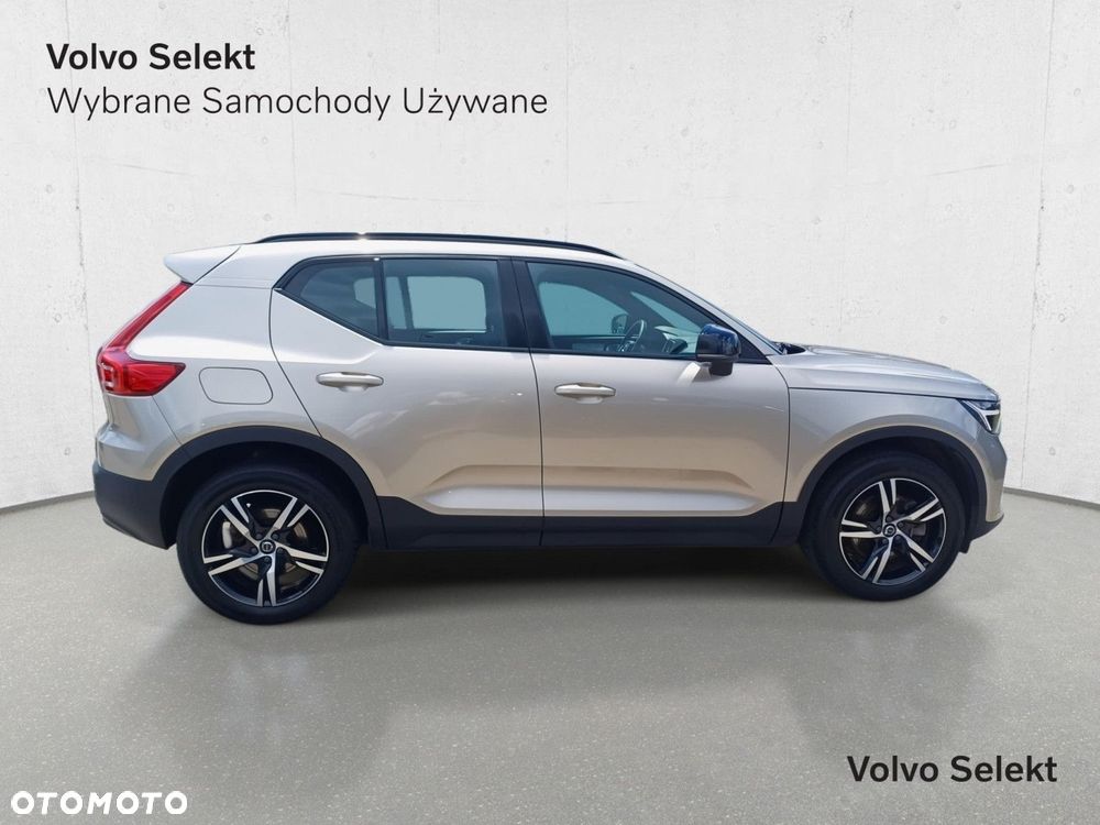 Volvo XC 40 - 5